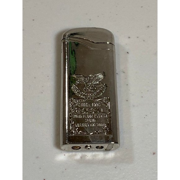 Vintage GENERAL Wind Proof System Lighter - Picture 4 of 4